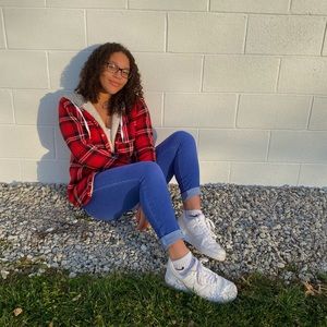 Meet your Posher, Shalaya